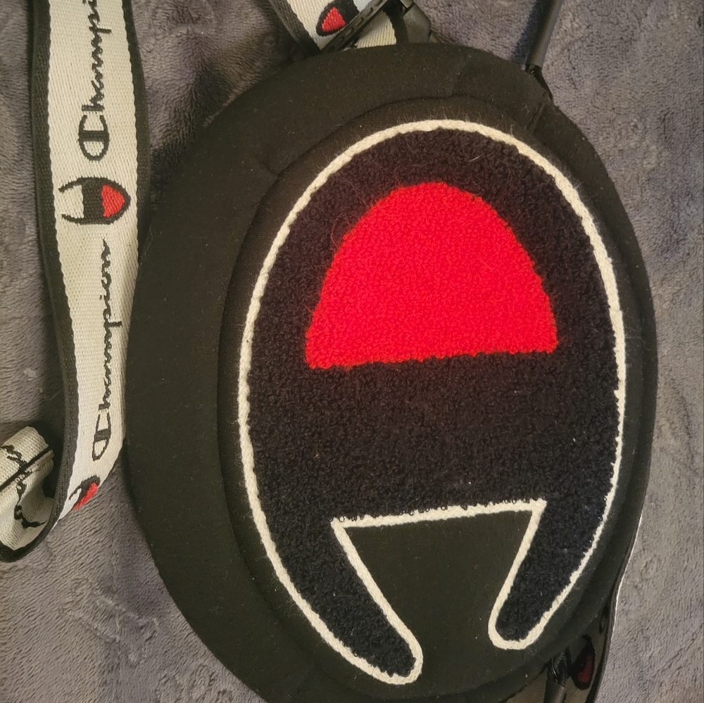 Champion fanny pack